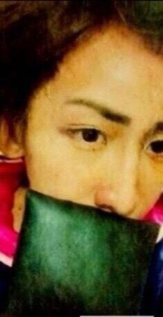 2年前の廃盤コスメ紹介、「偽物グッチ」にインフル狂言…ざわちんの