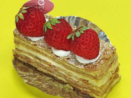 【金曜日の夜だから】ケーキを持ち寄って雑談しましょう