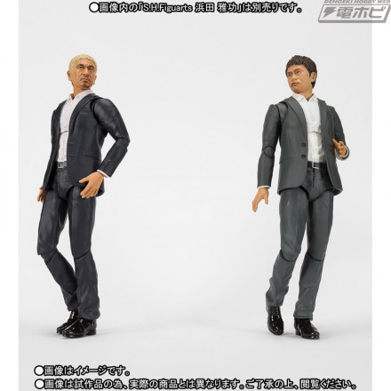「ダウンタウン」松本人志と浜田雅功が可動フィギュアに、全身18箇所可動でさまざまなポーズが再現可能