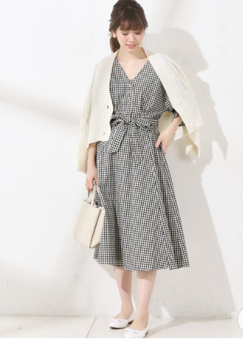服のワンピースを買うならどこのブランド?(1万まで)