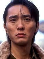 女性にもいそうな顔の男性有名人