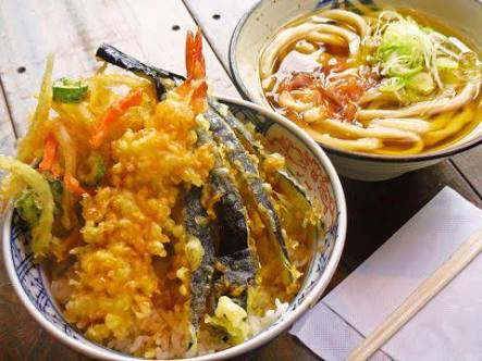 【量重視】麺類＋ご飯もののセット写真
