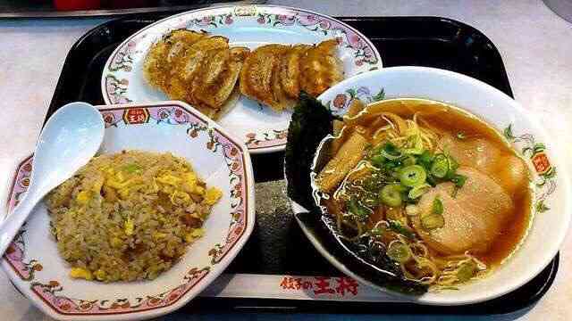 【量重視】麺類＋ご飯もののセット写真