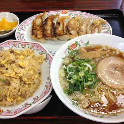 【量重視】麺類＋ご飯もののセット写真