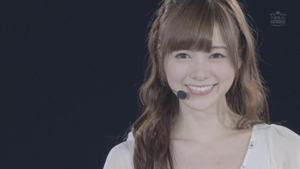 乃木坂46白石麻衣、寝顔が美しすぎる　秋元真夏が撮影＜乃木撮・先行カット＞