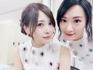 乃木坂46白石麻衣、寝顔が美しすぎる　秋元真夏が撮影＜乃木撮・先行カット＞