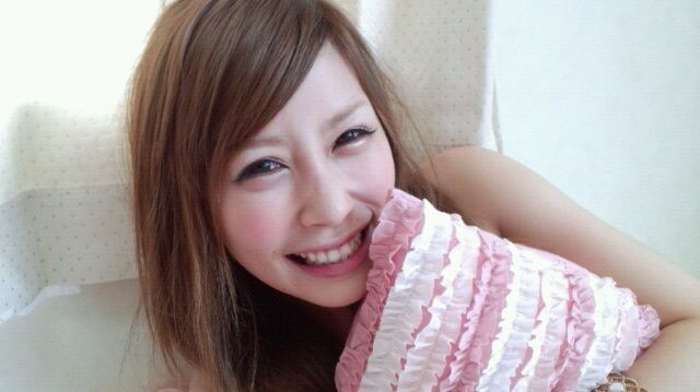 乃木坂46白石麻衣、寝顔が美しすぎる　秋元真夏が撮影＜乃木撮・先行カット＞