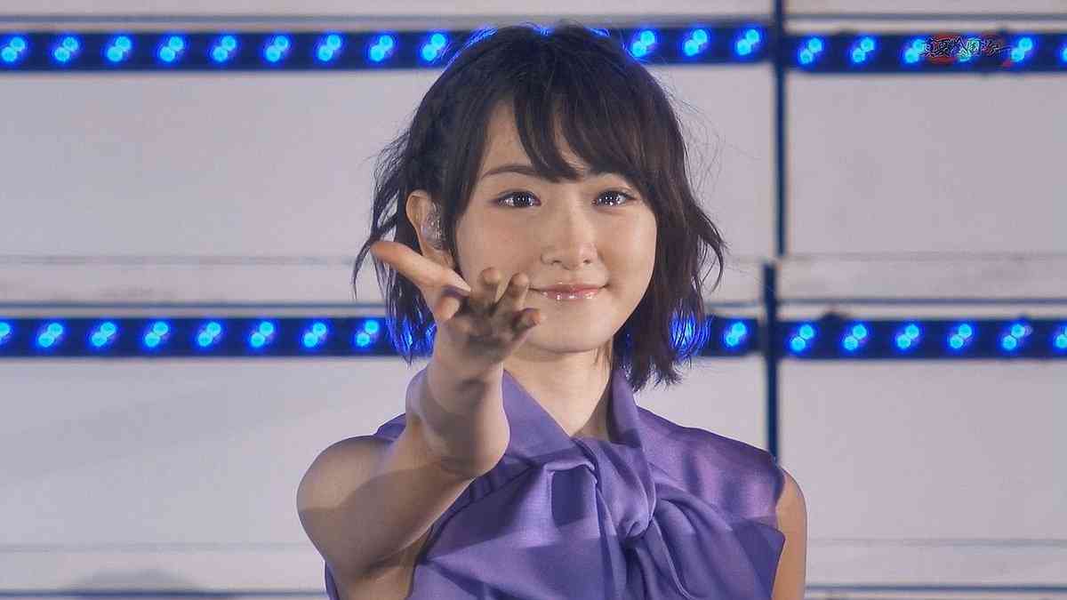 生駒里奈“アイドルとして最後のグラビア”変わらぬ透明感と成長した美しさ見せる