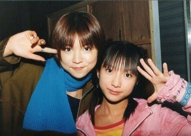 辻希美、吉澤ひとみとの写真に「自分だけ小顔に加工疑惑」でネット上が騒然