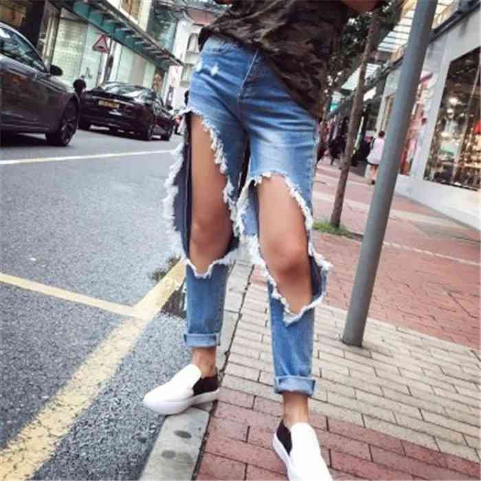 ネット通販で見つけたダサい服を挙げるトピ2
