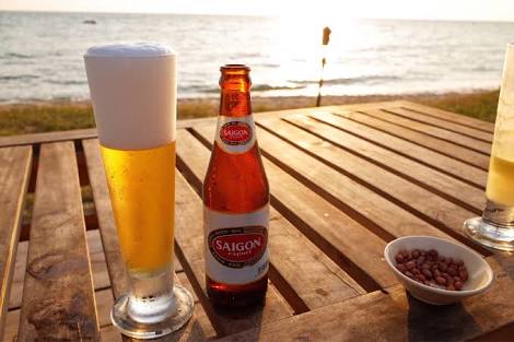 この時間から飲んでる人のトピ!