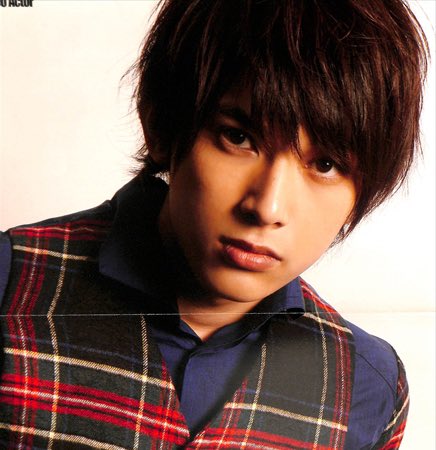 吉沢亮が好きな人〜!