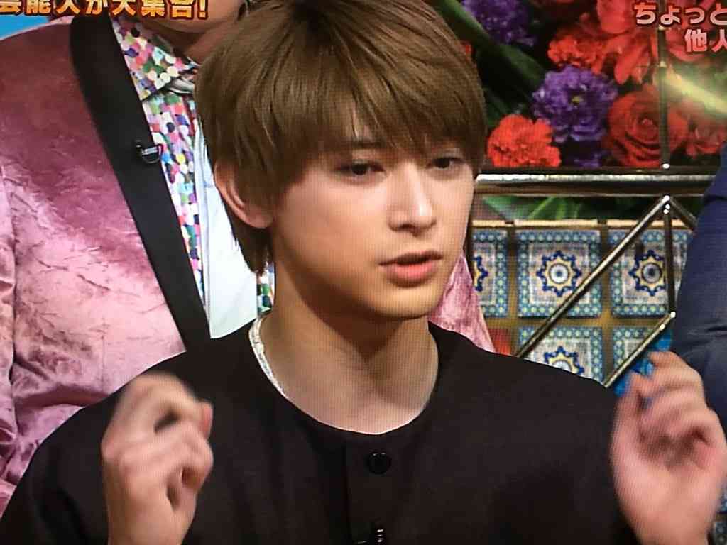 吉沢亮が好きな人〜!