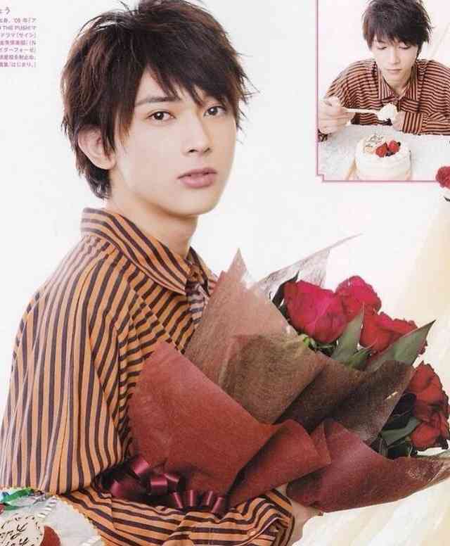 吉沢亮が好きな人〜!