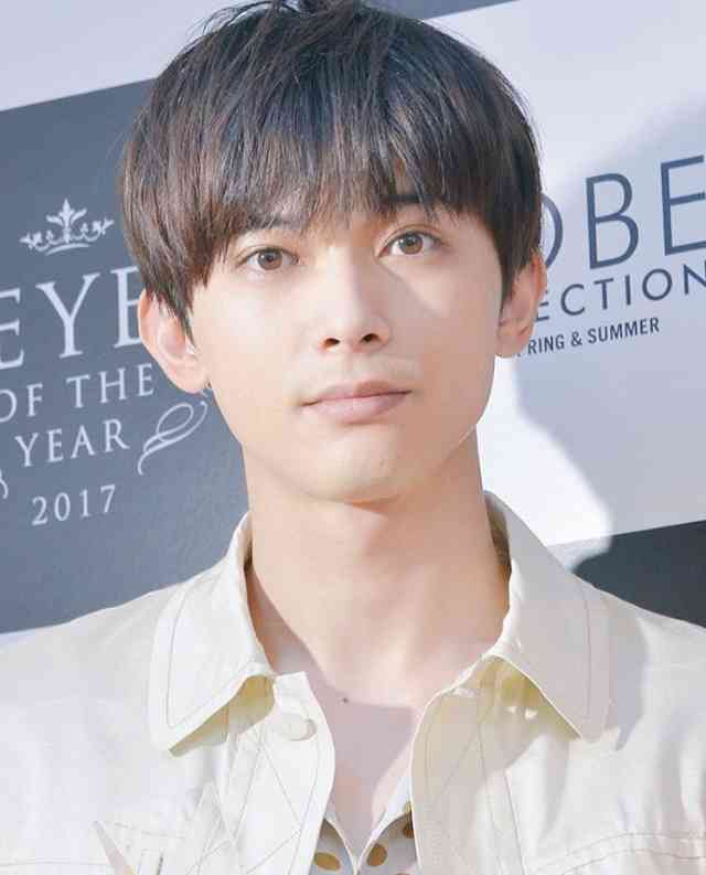 吉沢亮が好きな人〜!