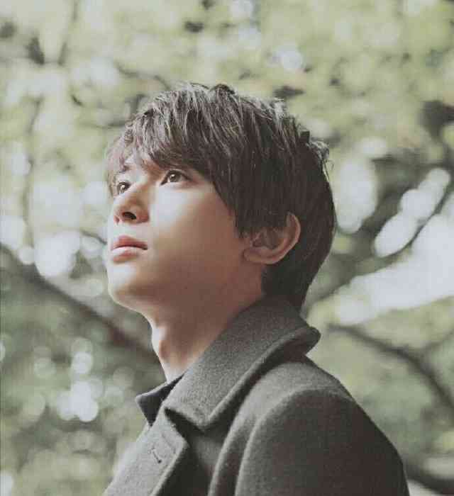 吉沢亮が好きな人〜!