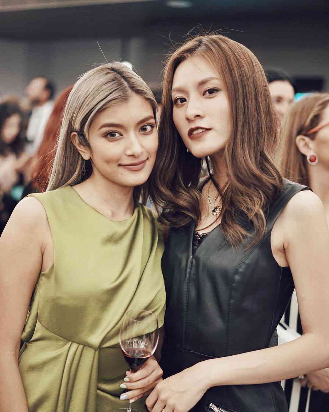 ローラ、圧巻スタイルあらわな水着姿 絶賛続々