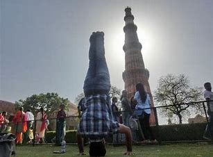 悩みを書くとインド人が現れて慰めたり励ましたりしてくれるトピ