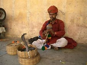 悩みを書くとインド人が現れて慰めたり励ましたりしてくれるトピ