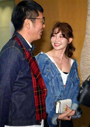 「世界一美しいです！」小嶋陽菜、30歳を迎えた大人セクシーショットに絶賛の声が殺到！