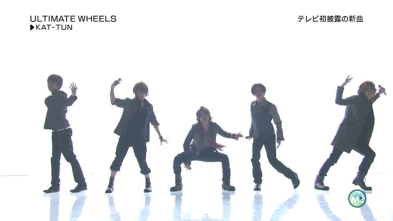 ポーズを決めてる画像を貼るトピ