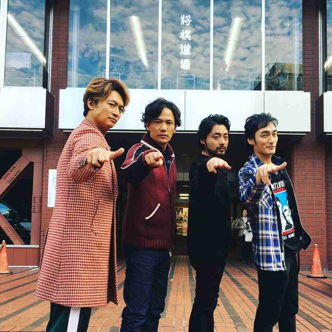 ポーズを決めてる画像を貼るトピ