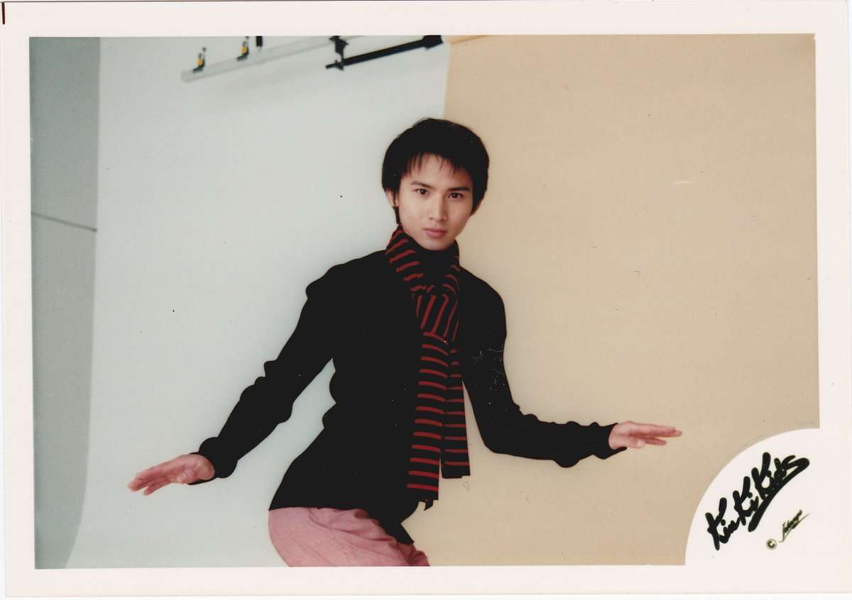 ポーズを決めてる画像を貼るトピ