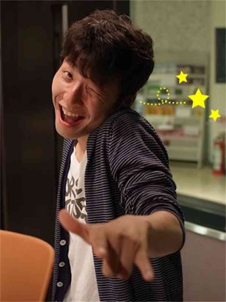 ポーズを決めてる画像を貼るトピ