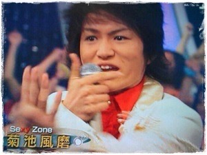 ポーズを決めてる画像を貼るトピ