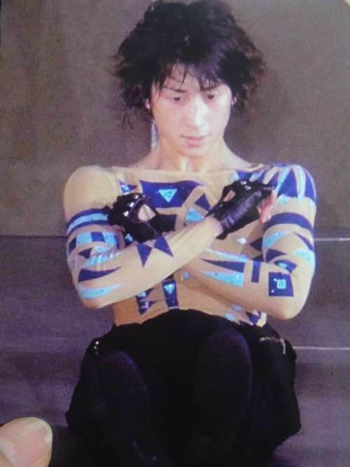 ポーズを決めてる画像を貼るトピ