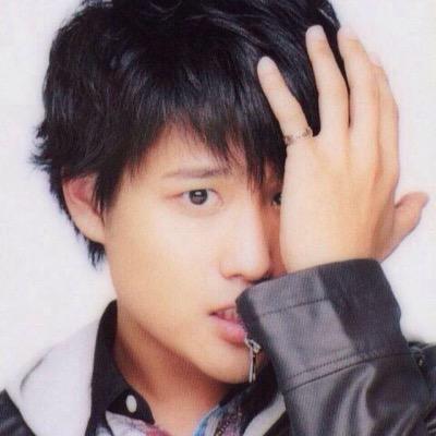 ポーズを決めてる画像を貼るトピ