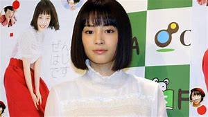 櫻井翔&広瀬すず、日大にサプライズ登場! 教授も「かっこよすぎ」