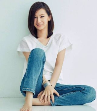 シンプルな服が似合う人って?
