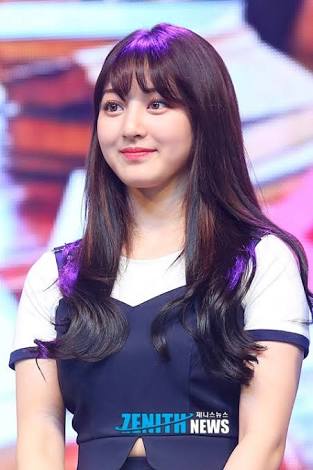 HKT48・宮脇咲良が韓国で「なりたい顔」と超人気に