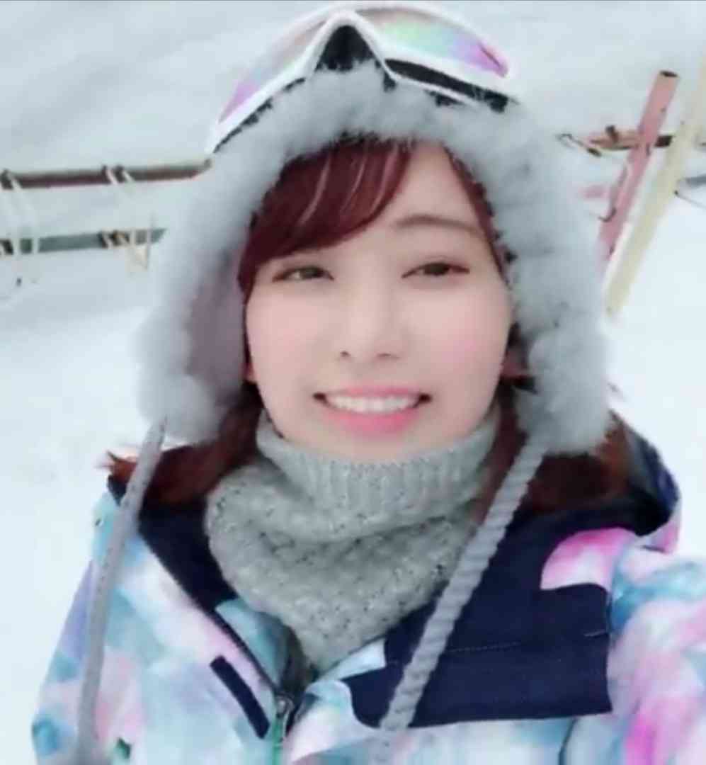 HKT48・宮脇咲良が韓国で「なりたい顔」と超人気に
