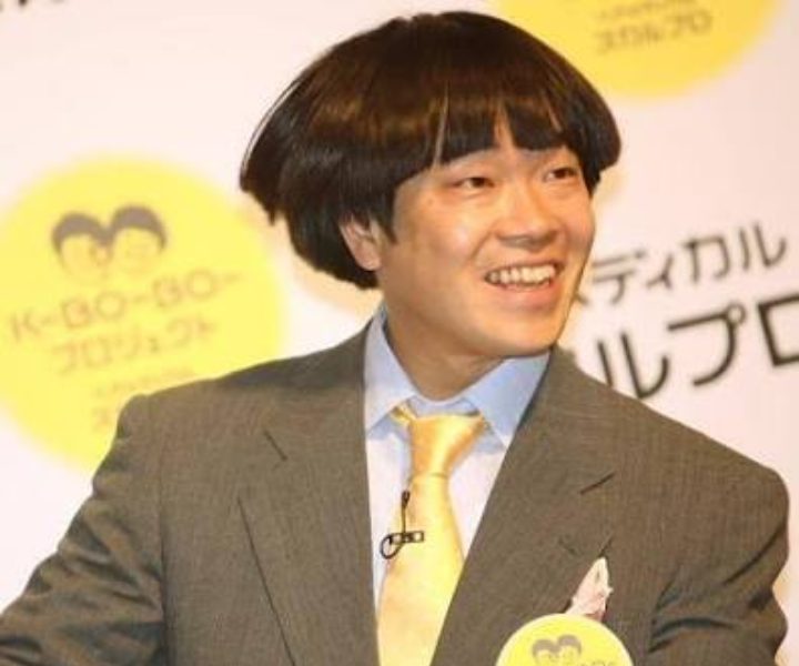 ザギトワが秋田犬マサルと念願の対面 安倍首相と昭恵夫人も立ち会う