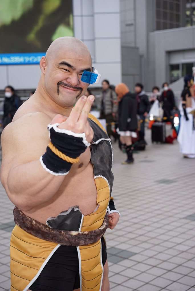 コスプレイベント以外での大人のコスプレどう思いますか？