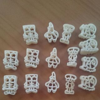 いろいろな形のパスタが集まるトピ