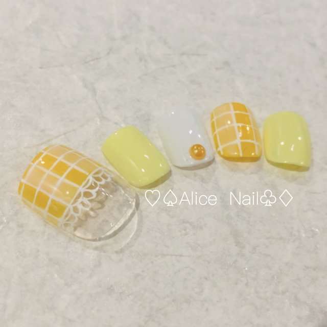 真似したいセルフネイル画像