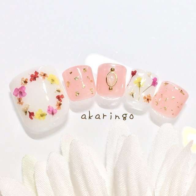 真似したいセルフネイル画像