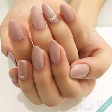 真似したいセルフネイル画像