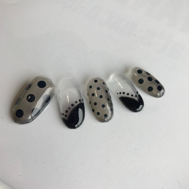真似したいセルフネイル画像