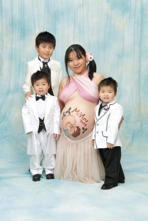  ぺこ「もうぽんぽこりん」妊娠9か月のお腹披露