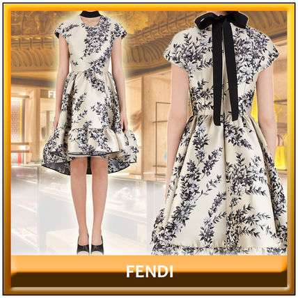 パーティドレスを語ろう