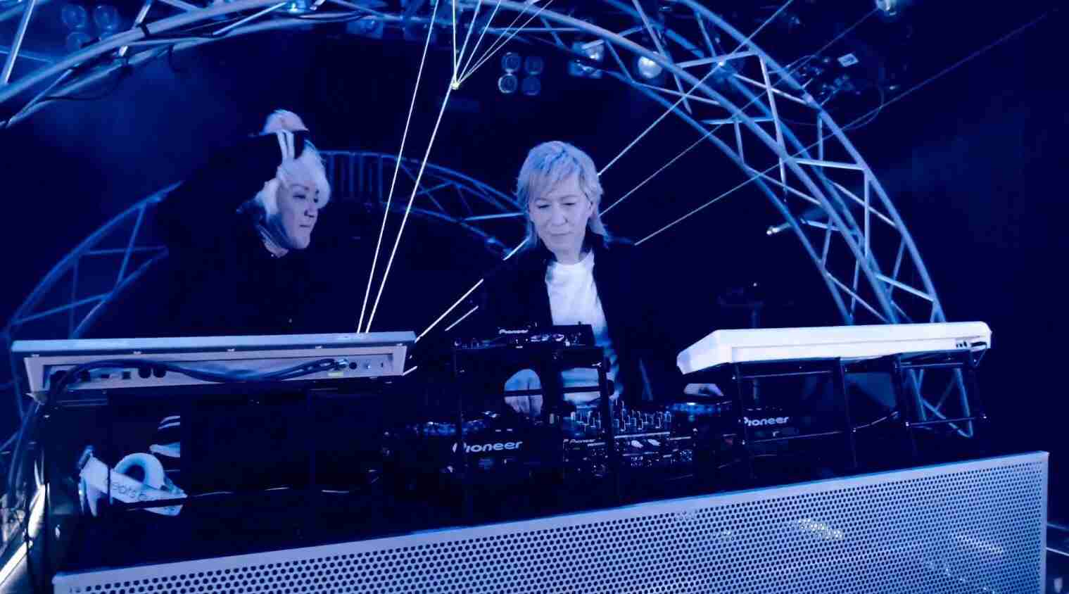 小室哲哉　突発性難聴で入院していた　状態悪化で2週間療養