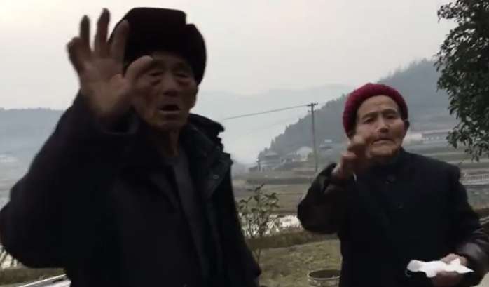 中国のガッキーことロン・モンロウ、日本のドラマ初出演！女子高生の制服にウキウキ