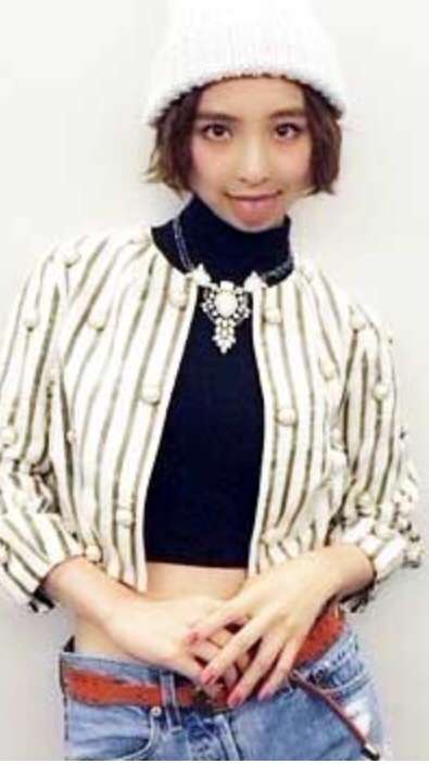 篠田麻里子、メルヘンな三つ編みおさげに「妖精みたい」「可愛すぎる」とファン悶絶