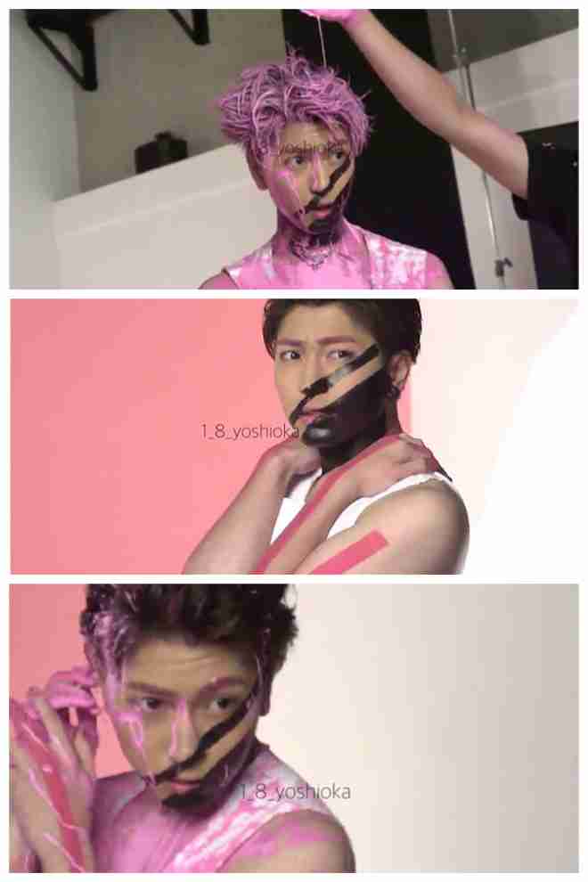 「濃い顔」と「薄い顔」を交互に貼っていくトピ