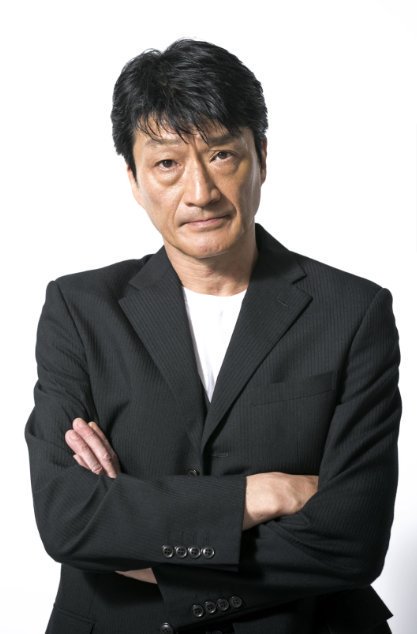 「濃い顔」と「薄い顔」を交互に貼っていくトピ