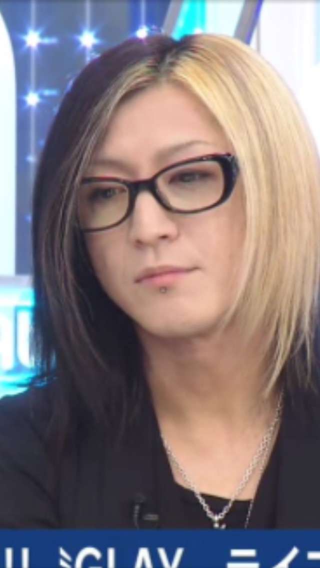 「濃い顔」と「薄い顔」を交互に貼っていくトピ